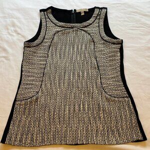 Banana Republic Black and Soft White Dressy Top with Piping Size 6